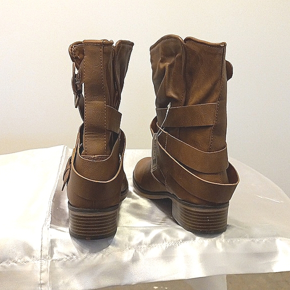 Western Moto Boot Pull On Mid Calf Wrap-around Strap with a Buckle Casual Comfy - Picture 6 of 15